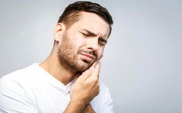  بهترین درمان‌های خانگی برای درمان دندان درد +فرمول سه مسکن طبیعی