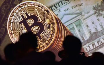 سقوط قیمت بیت کوین به ۱۹ هزار دلار