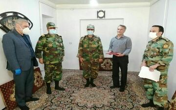دیدار با ۹ خانواده شهید گرانقدر عملیات آزاد سازی خرمشهر در کرمانشاه + تصاویر