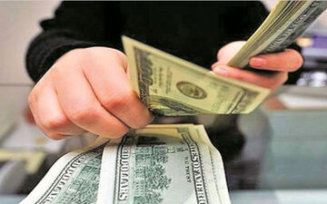 
قیمت دلار و یورو در صرافی ملی امروز 4 بهمن 1401

