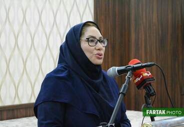  نشست هم‌اندیشی تورلیدرها برای جذب گردشگر  در سالن آناهیتا هتل پارسیان کرمانشاه 