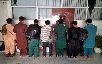 دستگیری هشت تبعه بیگانه در پارس آباد مغان