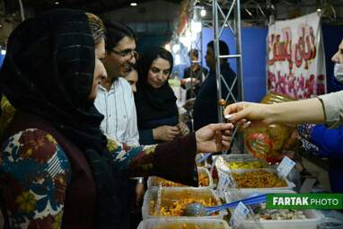  برپایی نمایشگاه فروش پاییزه ویژه بازگشایی مدارس در نمایشگاه بین‌المللی کرمانشاه  
