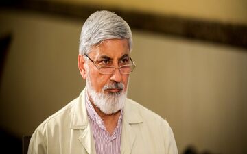 مقام معظم رهبری هیچ عدولی از سیاست‌های اعلامی خود نکردند/قوای سه‌گانه باید در چارچوب این سیاست‌ها گام بردارند