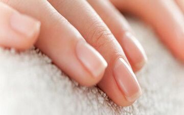 چطور ناخن‌هایمان را زودتر بلند کنیم؟
