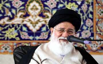 علم‌الهدی: انتقام خون مظلومانه شهید سلیمانی بیرون راندن آمریکا از منطقه است
