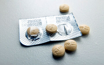 آشنایی با علائم کمبود ویتامین B۱۲