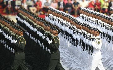 قدرت‌نمایی در «تیان‌آنمن»؛ رژه عظیم ارتش چین در سالگرد تأسیس جمهوری خلق