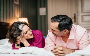 منهای ورزش| قبل از شروع رابطه جنسی این کارها ممنوع !/ زوج‌هارعایت واجب!