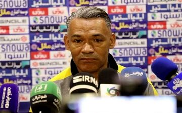 مورایس: AFC باید دلیل روشن تری برای کسر 3 امتیاز از سپاهان می آورد