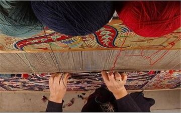 اعطای تسهیلات خوداشتغالی به هنرمندان صنایع دستی کرمانشاه 	 
