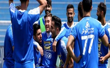  جپاروف در کانون شوخی استقلالی‌ها (عکس)