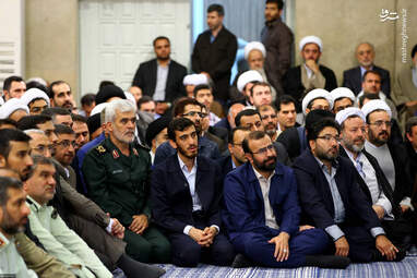 دیدار رهبرانقلاب با جمعی از قشرهای مختلف مردم + تصاویر