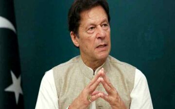 
عمران‌خان: از تشکیل کمیته تحقیق درباره ترورم استقبال می‌کنم
