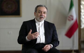 برگزاری جشن پرسپولیس با حضور عباس عراقچی در سالگرد دربی ۶-۰