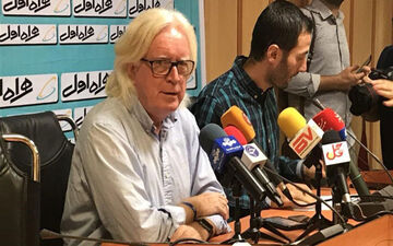 شفر: افتخار می کنم عضوی از خانواده استقلال هستم/ کیفیت بردن دربی را داریم و باید شجاعانه بازی کنیم