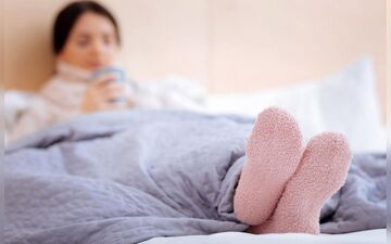 هنگام به خواب رفتن حس می‌کنید درحال سقوط هستید؟ بخوانید