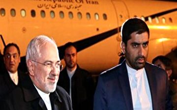 وزیر امور خارجه جمهوری اسلامی ایران وارد دهلی‌نو شد