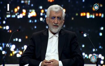 جلیلی: امکان کاهش تورم وجود دارد / باید دولت در ریال حاکمیت داشته باشد + ویدئو