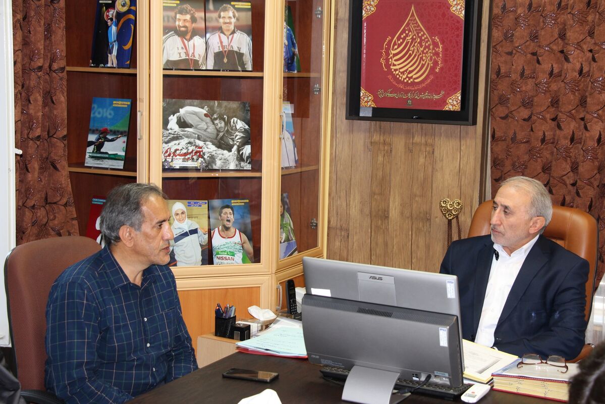 استقبال ارسلان حسینی مدیرکل و  کارکنان ورزش وجوانان استان کرمانشاه  واعضای هیئت کاراته استان کرمانشاه از قهرمانان مسابقات لیگ جهانی کاراته مهدی خدابخشی و سامان حیدری. 