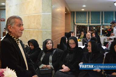 مراسم چهلمین روز درگذشت مادر پرفسور میرجلال الدین کزازی