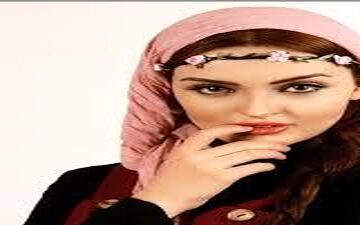پوشش و میکاپ نیلوفر پارسا به مناسبت جشن تولد ۲۸ سالگی اش