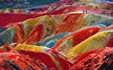 جادوی هزار رنگ جزیره زیبای هرمز