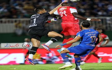 استقلال و پرسپولیس کجا بازی می‌کنند؟