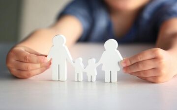حضانت فرزند؛ حق است یا تکلیف؟

