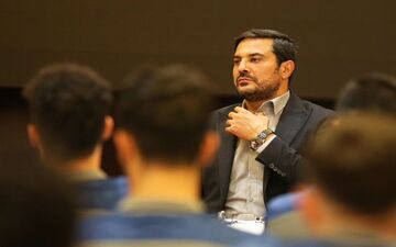 مدیرعامل ذوب‌آهن از ربیعی حمایت کرد و به آینده امیدوار است
