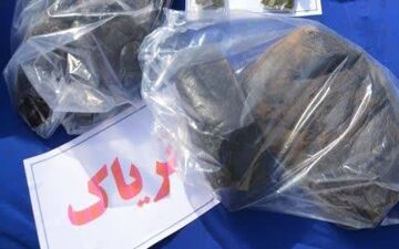توزیع کننده مواد مخدر با ۱۰ کیلوگرم تریاک در کرمانشاه دستگیر شد



