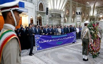 انتخابات را با تکیه بر اعتماد مردم برگزار کنیم