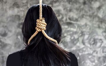 وقتی سکوت خطرناک می‌شود؛ ریشه‌های افزایش خودکشی در دختران چیست؟