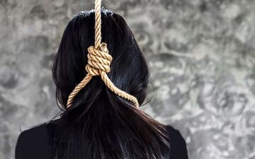 وقتی سکوت خطرناک می‌شود؛ ریشه‌های افزایش خودکشی در دختران چیست؟