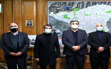 دیدار صمیمانه شهردار تهران با مدیران سرخابی
