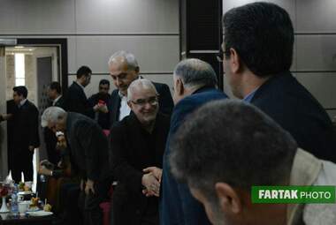 تجلیل از صادر کنندگان برتر در اتاق بازرگانی،صنایع و معادن استان کرمانشاه به روایت تصویر