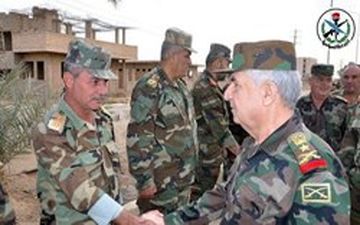 بازدید وزیر دفاع سوریه از مناطق جنوبی به دستور بشار اسد

