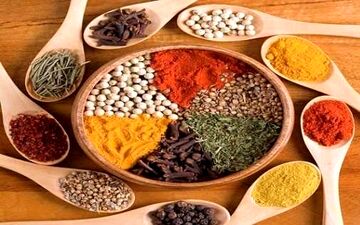 قدرتمندترین ادویه ها برای کاهش علائم ۶ مشکل سلامتی