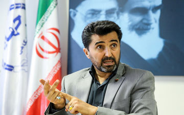 پاسخ ناظم‌الشریعه به انتقادات: در تیم ملی بازیکن گمنام نداریم/ بپرسید گیولی کجا بوده است