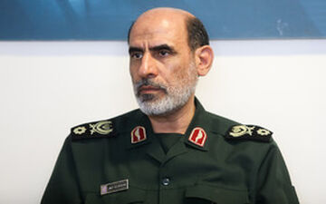 اندیشکده‌ها و نظریه‌پردازان غربی افول آمریکا را قطعی می‌دانند