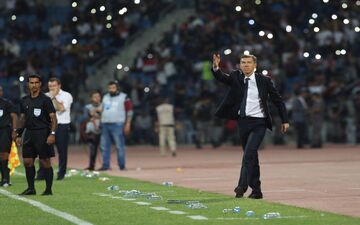  مرد جنجالی عراقی ها با کارت آرام شد