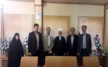 مدیرکل فرهنگ و ارشاد اسلامی آذربایجان‌غربی:
استراتژی‌های مدنظر رهبری در همه امور ملاک عمل قرار گیرد