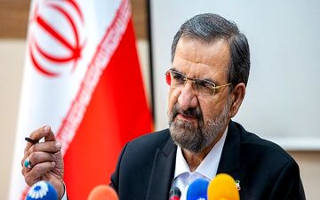 رضایی: بازار بورس و سهام را بیمه خواهیم کرد