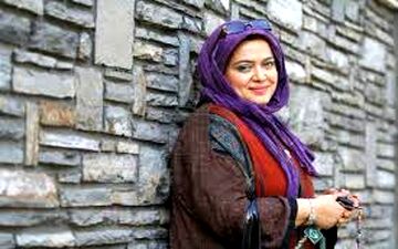 تیپ متفاوت بهاره رهنما و همسرش در حال جمع آوری کمک