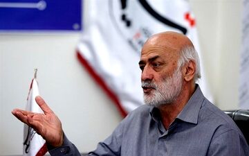 کربکندی: ذوب‌آهن مثل بازی با استقلال باشد همه مسابقاتش را می‌برد/ مجیدی باید خویشتن‌داری می‌کرد