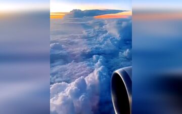 فیلمی فوق العاده زیبا از ابر‌ها