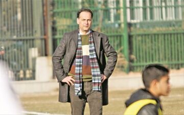یک هفته با پرسپولیس تمرین کردم اما به استقلال رفتم