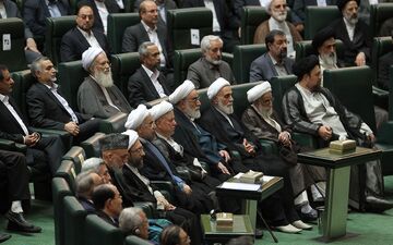 غایب بزرگ مراسم تحلیف + عکس