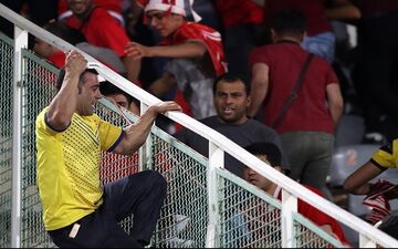  تماشاگر چاقوکش در بازی پرسپولیس - نفت مسجدسلیمان چگونه دستگیر شد؟