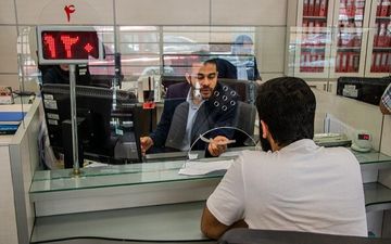 مردم برای انجام امور بانکی،بیشتر از موبایل بانک یا ای.تی.ام استفاده کنند
